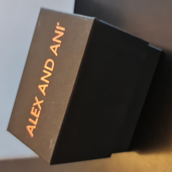 ALEX & ANI Snowman Charm Beaded Bangle Bracelet Set BRAND NEW IN BOX - Picture 7 of 7